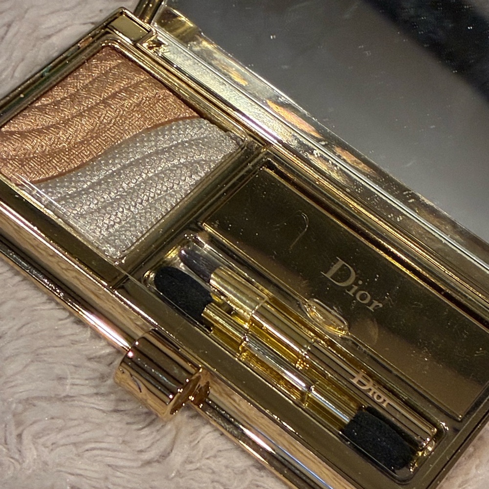 Dior Grand Bal Carnet de Maquillage Makeup Palette for Glowing Eyes & Lips.
